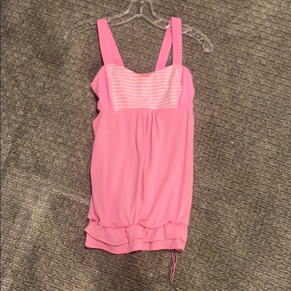 Size 4 lululemon tank!